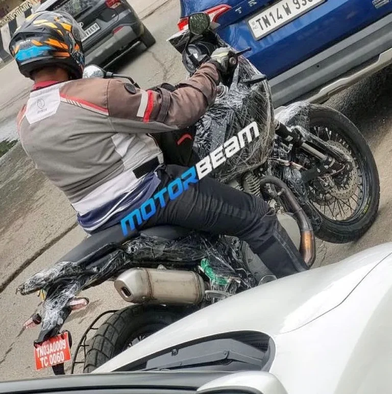 royal enfield himalayan 650 spy shot.jpg