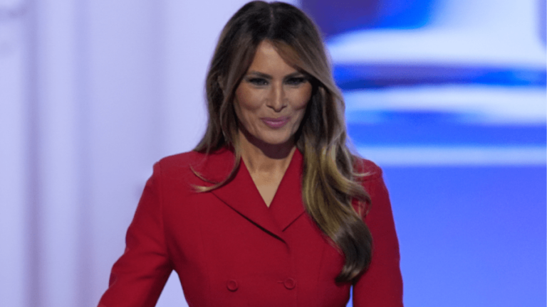 Melania Trump 09.26