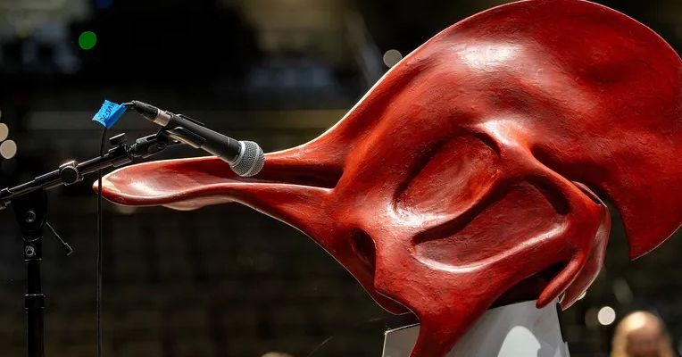 DinosaurChoir Closeup