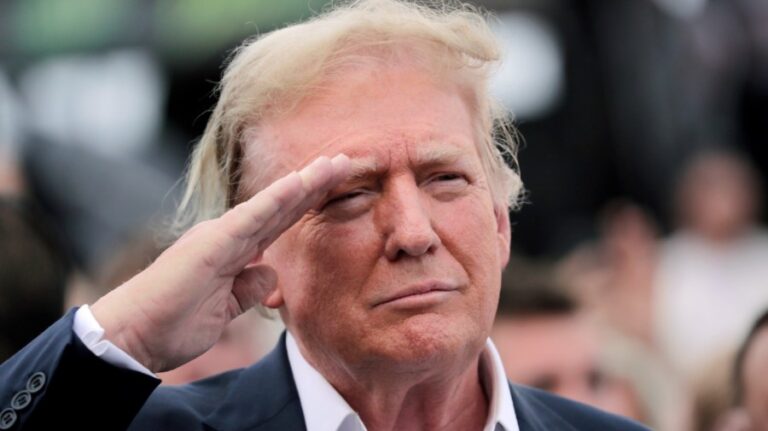 donald trump coca cola 600 salute ap